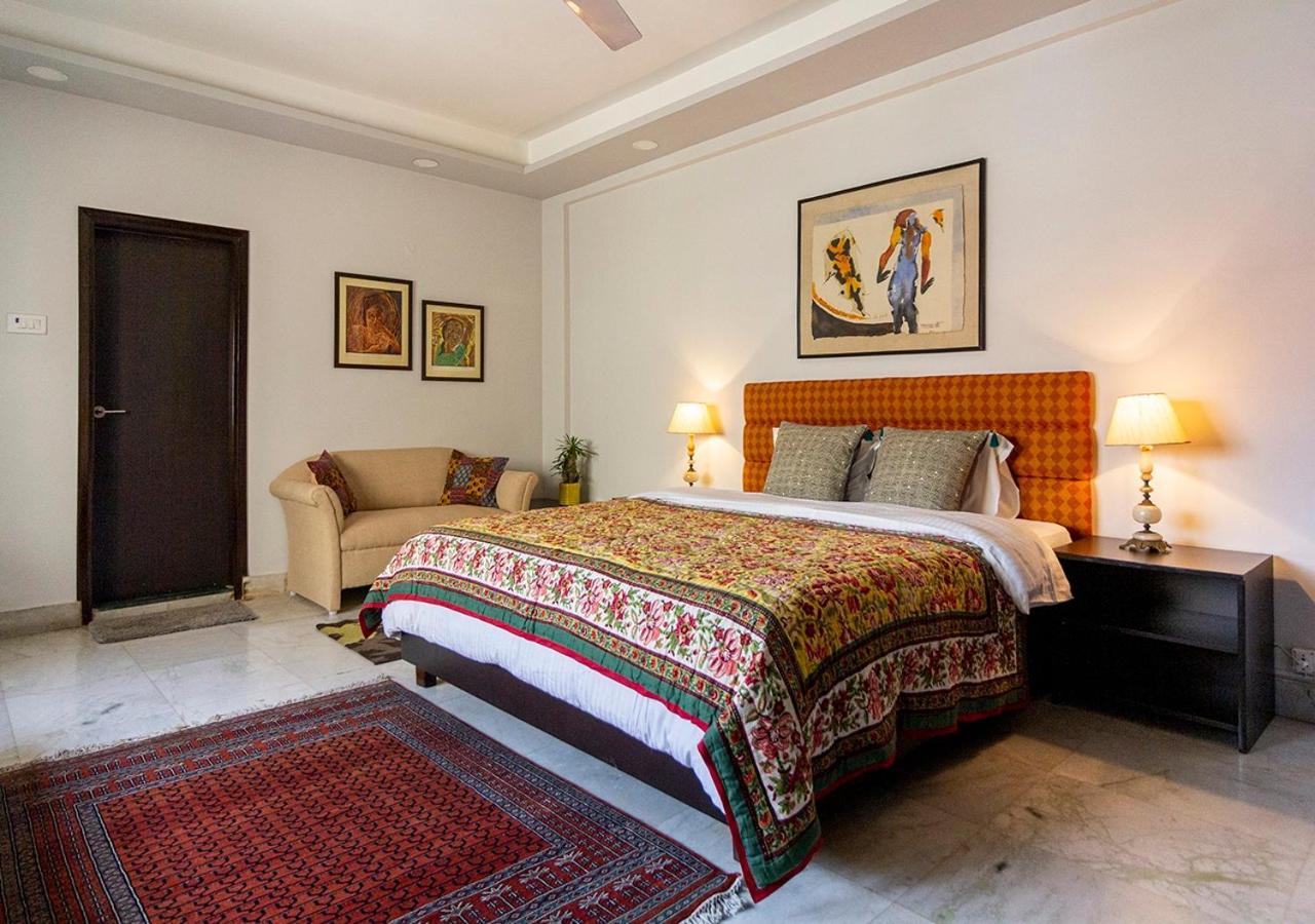 Neelam Bed&Breakfast Kolkata Bagian luar foto