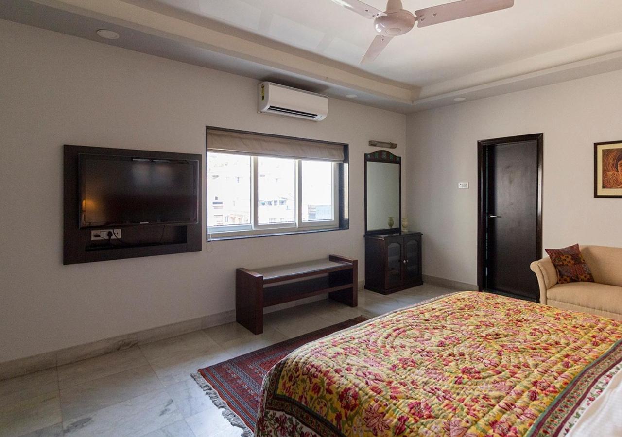 Neelam Bed&Breakfast Kolkata Bagian luar foto