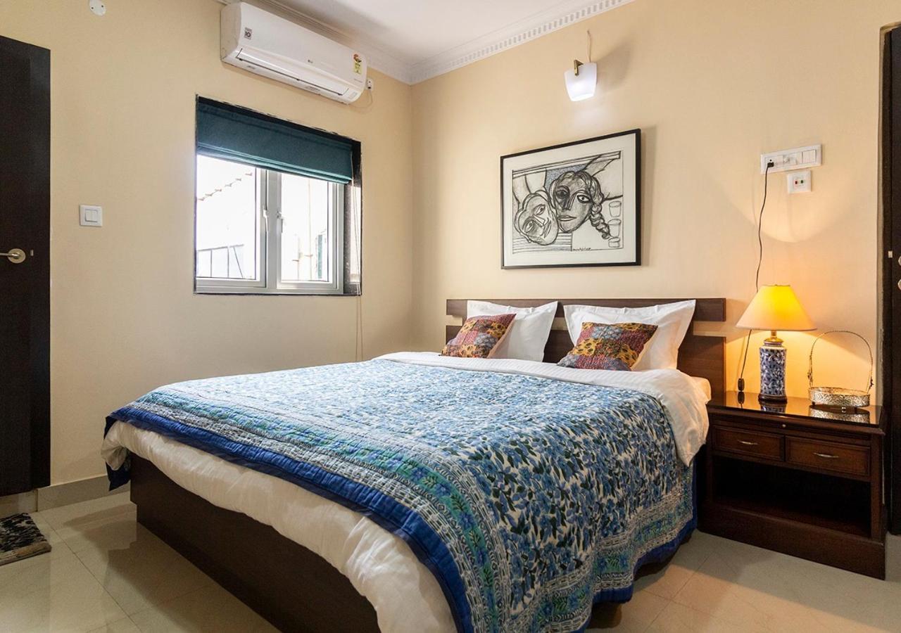 Neelam Bed&Breakfast Kolkata Bagian luar foto