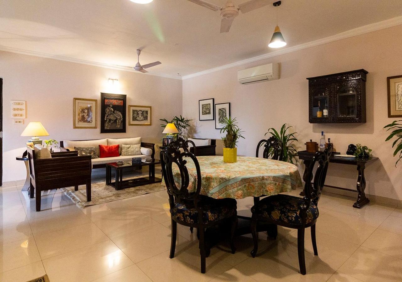 Neelam Bed&Breakfast Kolkata Bagian luar foto
