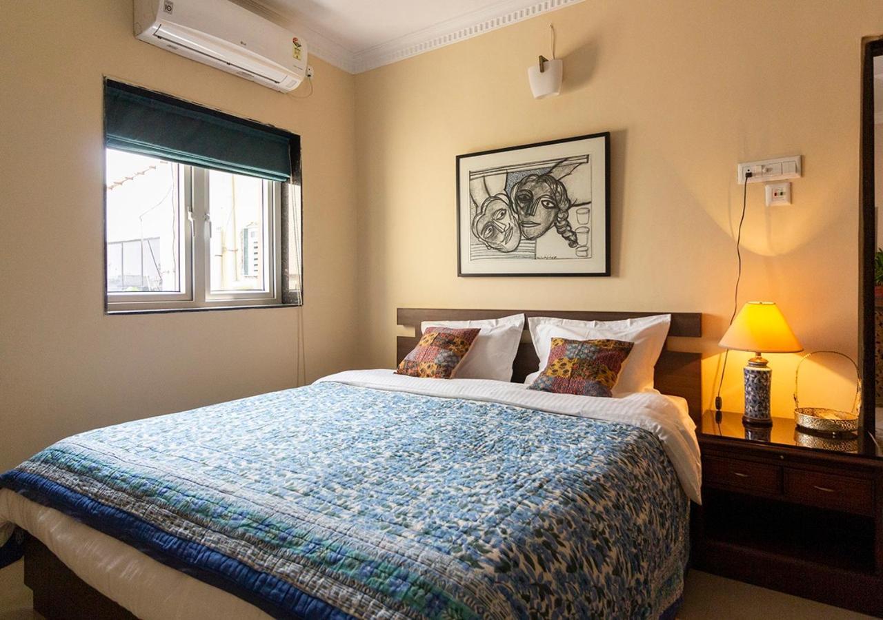 Neelam Bed&Breakfast Kolkata Bagian luar foto