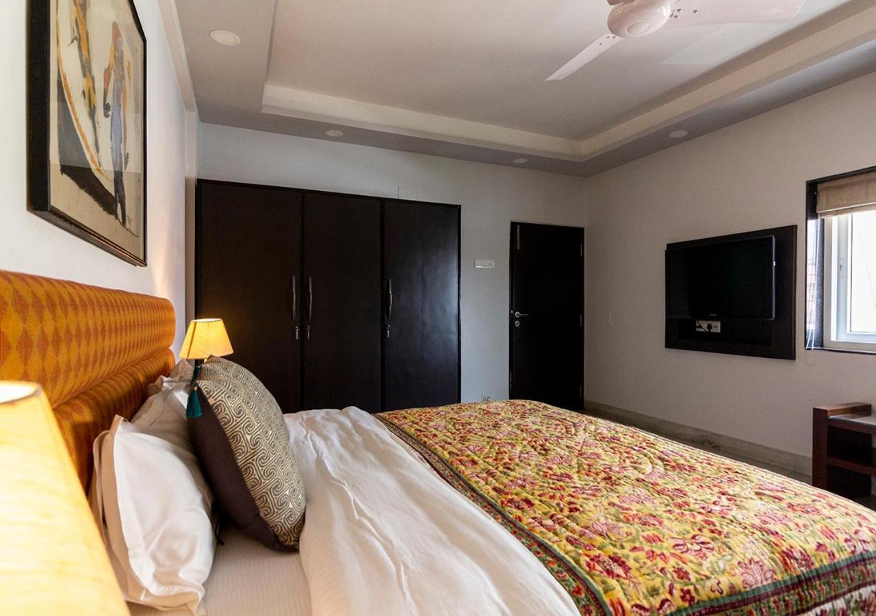 Neelam Bed&Breakfast Kolkata Bagian luar foto