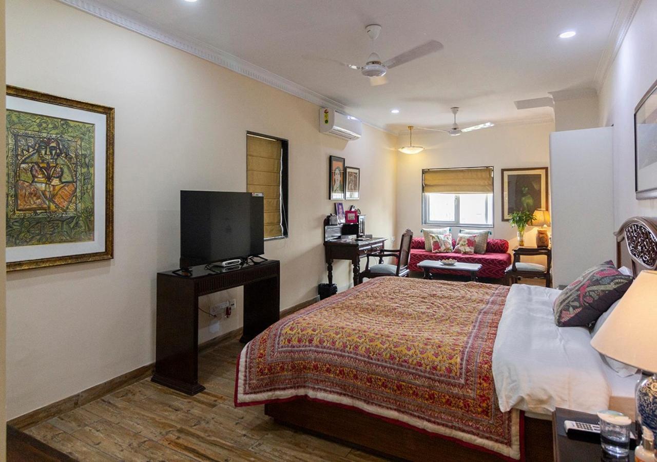 Neelam Bed&Breakfast Kolkata Bagian luar foto